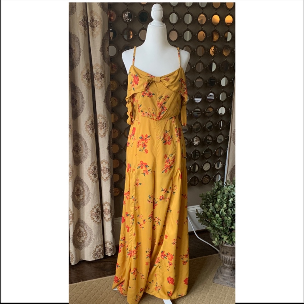 NWT Gorgeous Anthropologie Yellow Jumpsuit, size 4